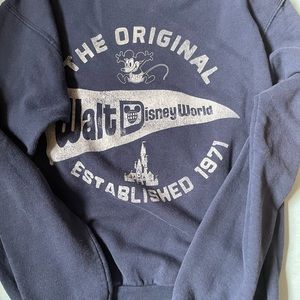 GUC Disney The Original Disney Parks Crewneck Sweatshirt Sz S